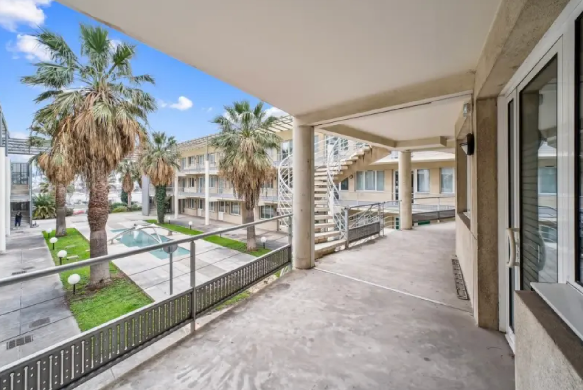 Image des bureaux au 7 Avenue andre roussin, Marseille 16 - Bureaux à louer