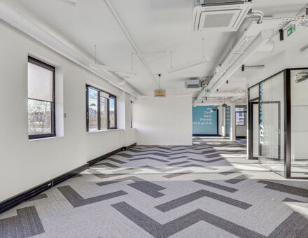 Bureaux du 10 Quai de la Charente Paris