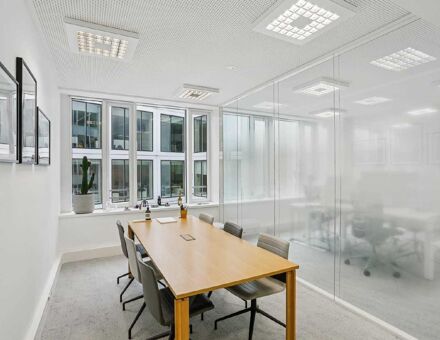 Bureaux du 2 Rue Favart Paris