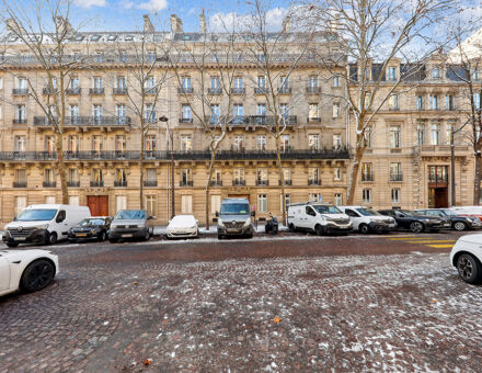 Bureaux du 5 Avenue de Messine Paris