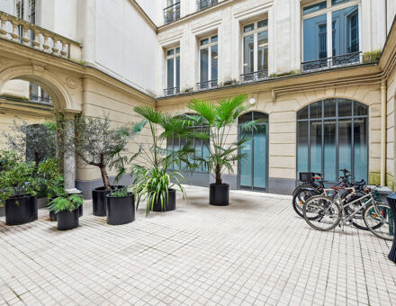 Bureaux du 65 Rue d'Anjou Paris