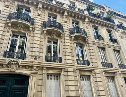 Bureaux du 65b Rue du Rocher Paris