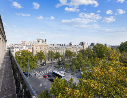 Bureaux du 16 Place de la République Paris