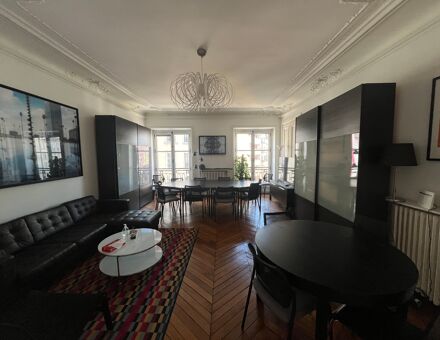 Bureaux du 22 Rue de Douai Paris