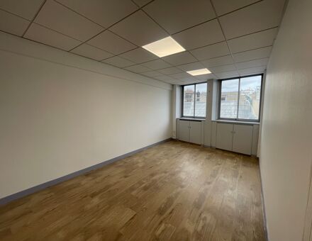 Bureaux du 43 Rue de Naples Paris